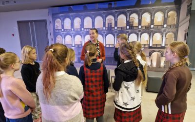 III-IV klasių seniūnų edukacija Valdovų rūmuose